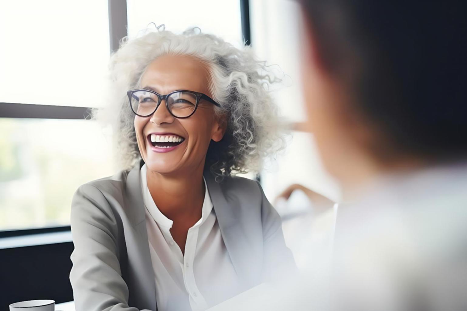 Profesjonalne środowisko edukacyjne w centrum Poznania, gdzie odbywają się zajęcia z pracy socjalnej z rodzinami